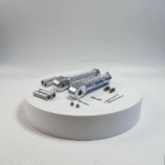 Par de reposapiés traseros para FZ 16. Ajuste original, superficie antideslizante y pliegue suave. Montaje directo y comodidad estable para pasajero.