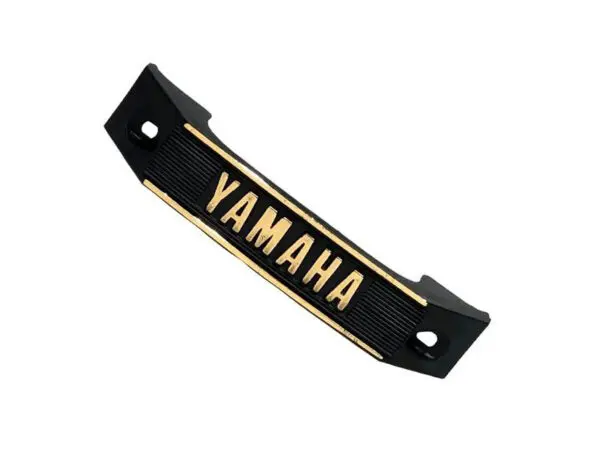 Emblema Frontal Yamaha Rx 100 Rx 115 Pasta Rigida Negro-Dorado