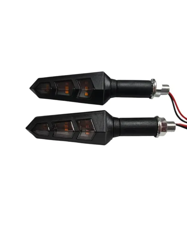 Par Direccionales Led Delgado Tres Espacios