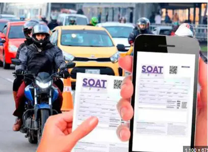 Atención personalizada al cliente en Champions Motos - Trámite de SOAT digital inmediato