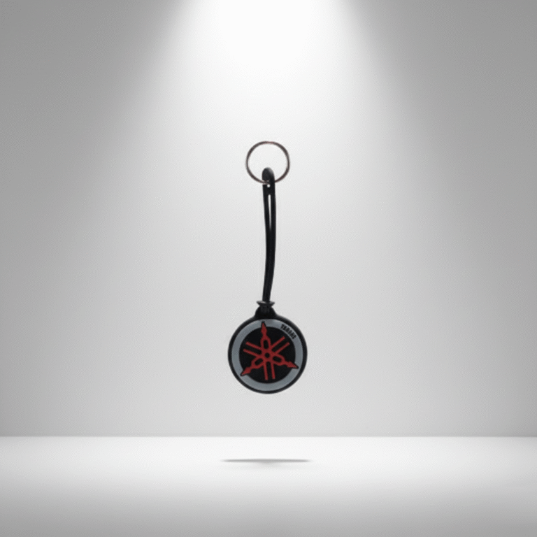 Llavero Yamaha Pequeño Gris Fondo Negro