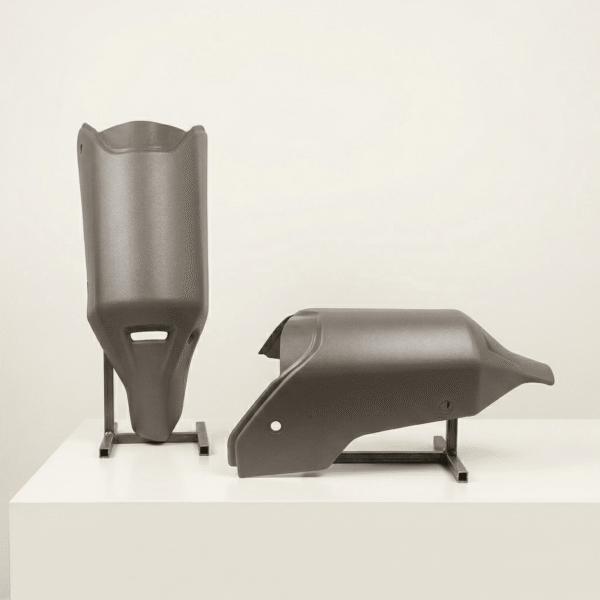 Protector Lateral De Exosto Para FZ 16 Gris