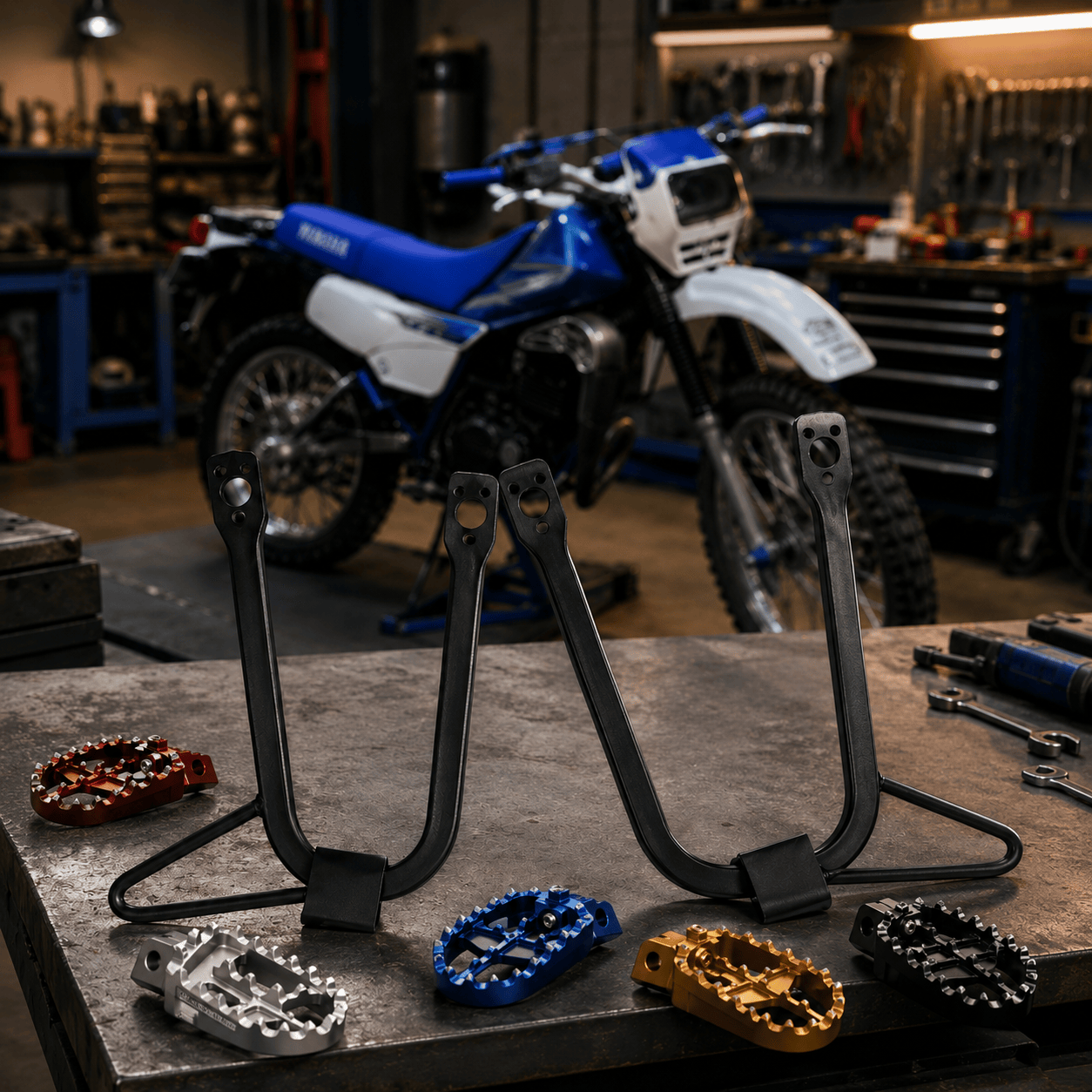 https://championsmotos.com/categoria-producto/accesorios/calapies-traseros-delanteros-base-aereos/