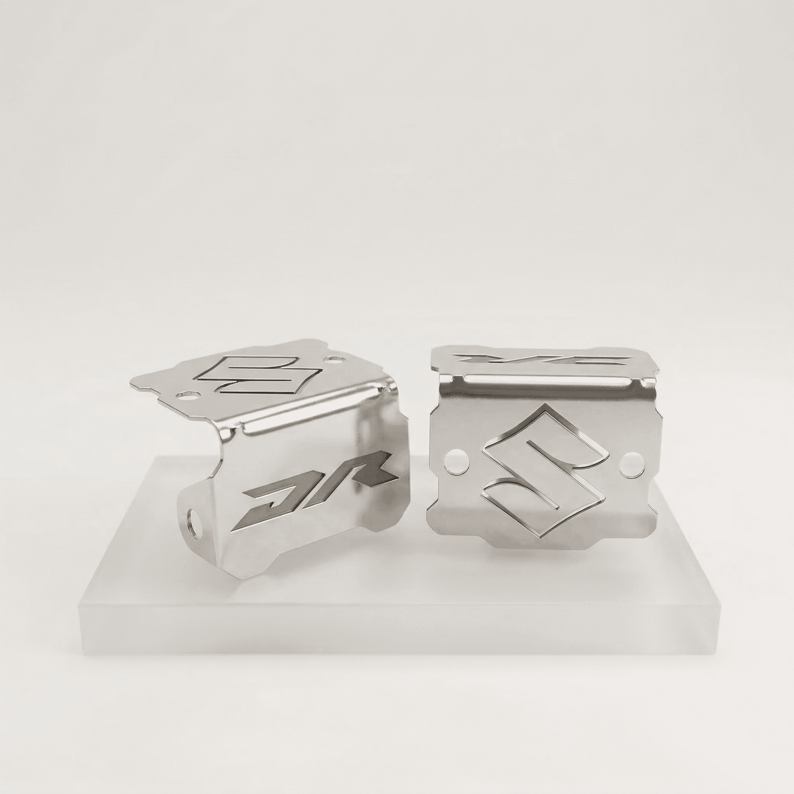 Protector Bomba Freno Delantero Suzuki Dr150(1) Protector Bomba Freno Delantero Suzuki Dr150